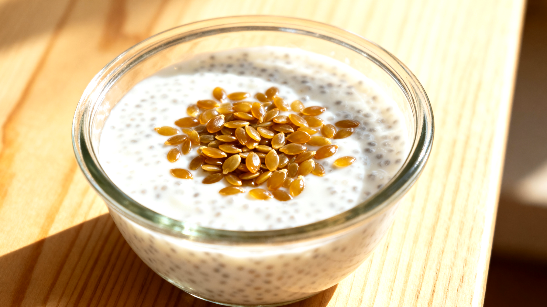 Kefir-Chia-Pudding mit fermentierten Leinsamen"